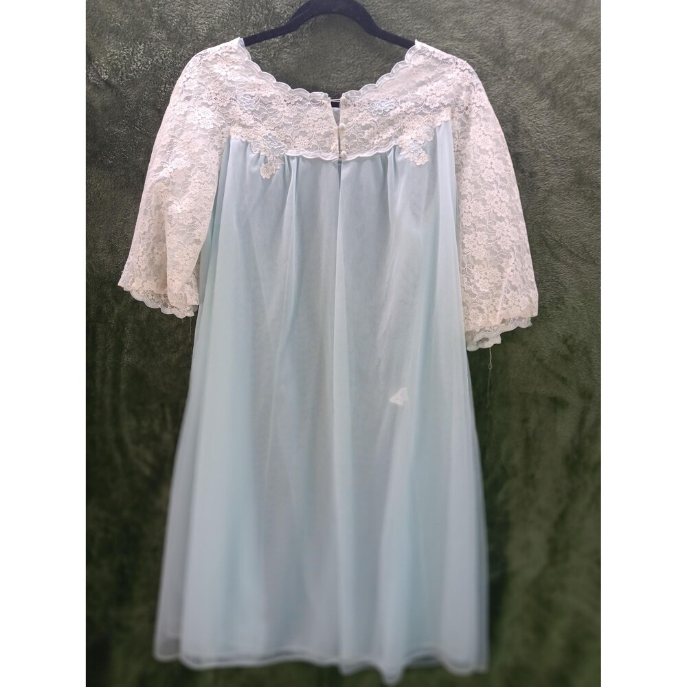 1960s Light blue lingerie robe nylon and lace size S mid- century Mod granny